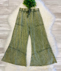Women’s Zenana Exposed-Seam Flare Hem Pants With Pockets In Olive