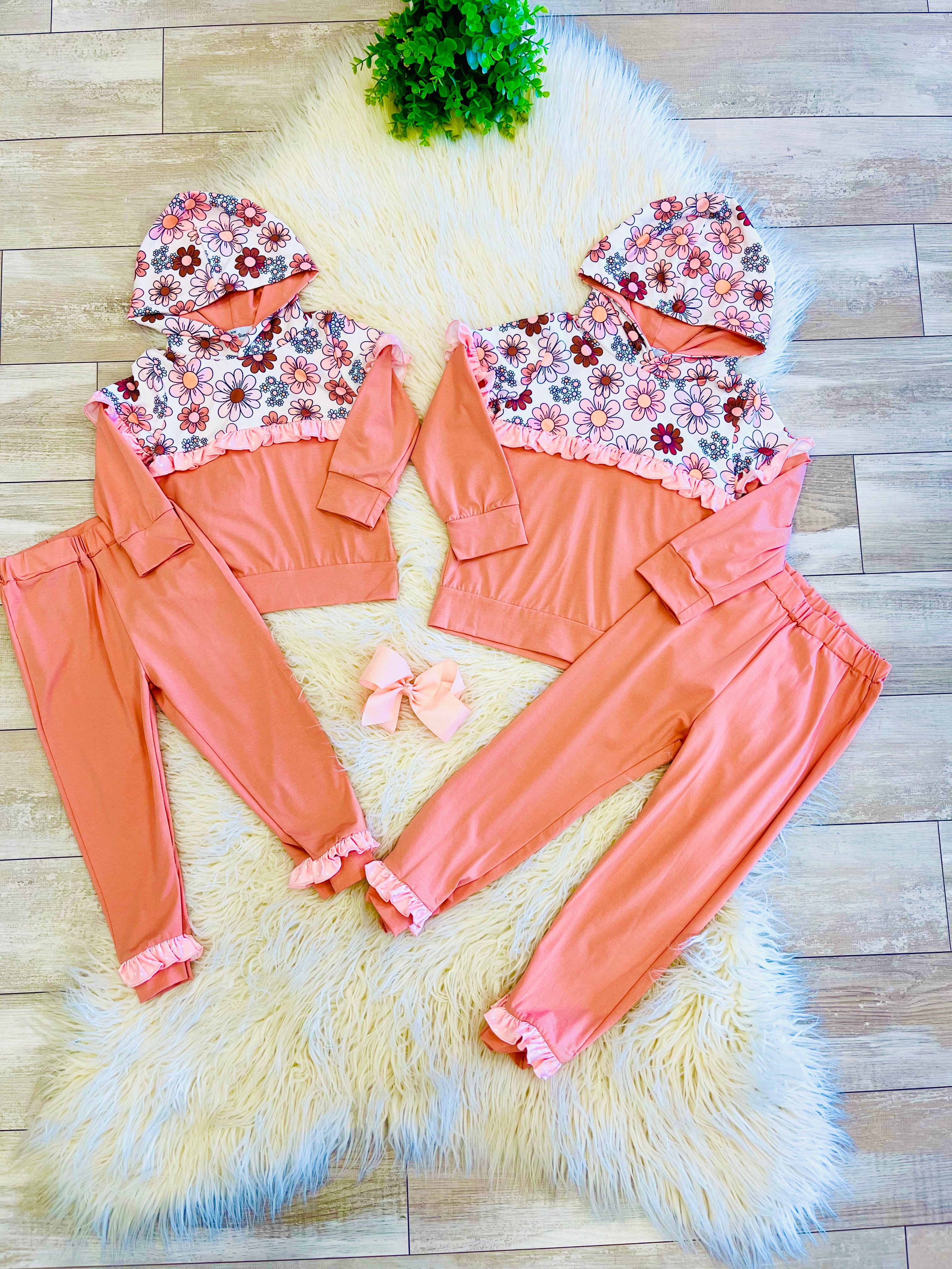 Girl’s Fall Floral Outfit
