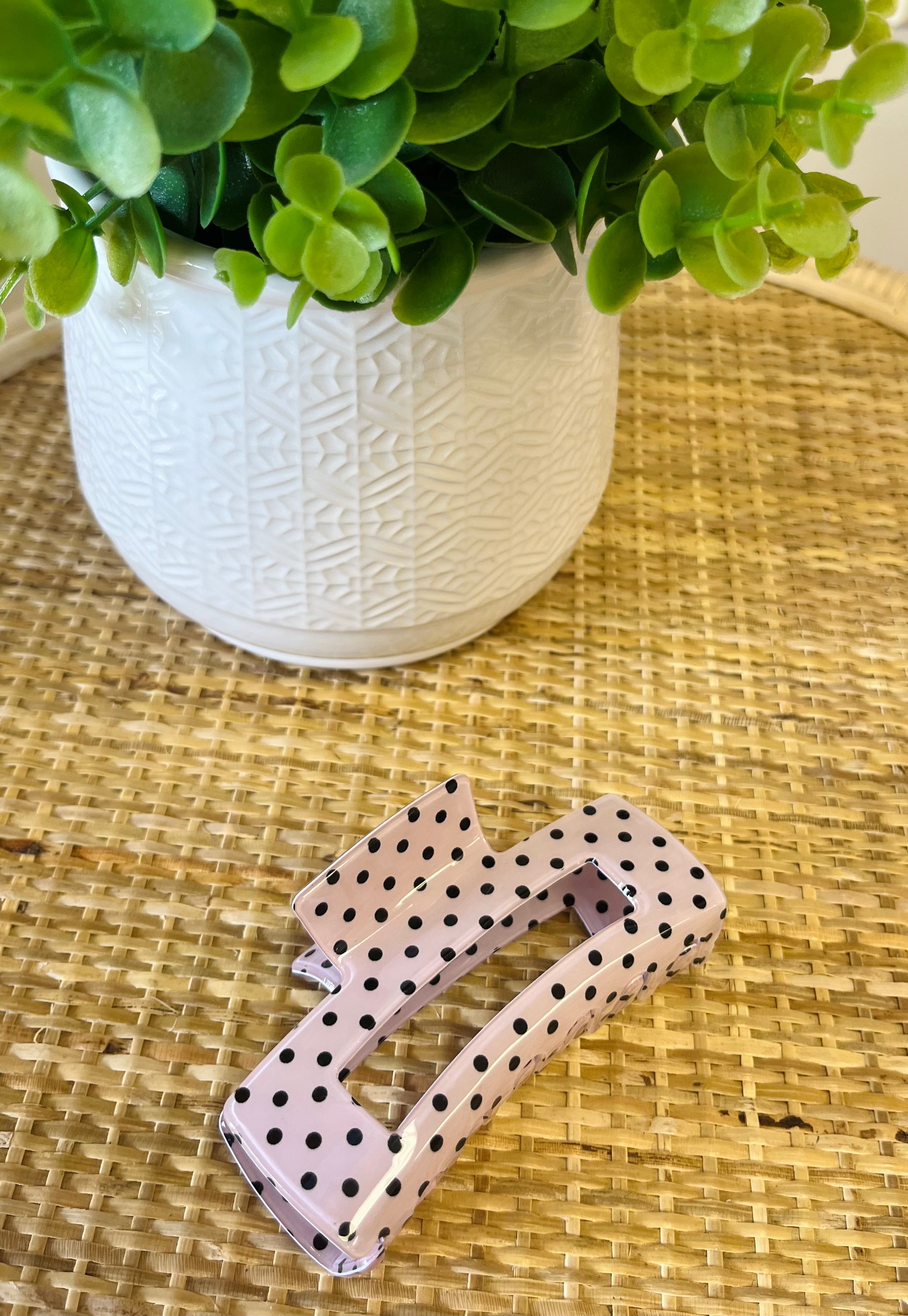 Women’s Pink Polka Dot Claw Clip