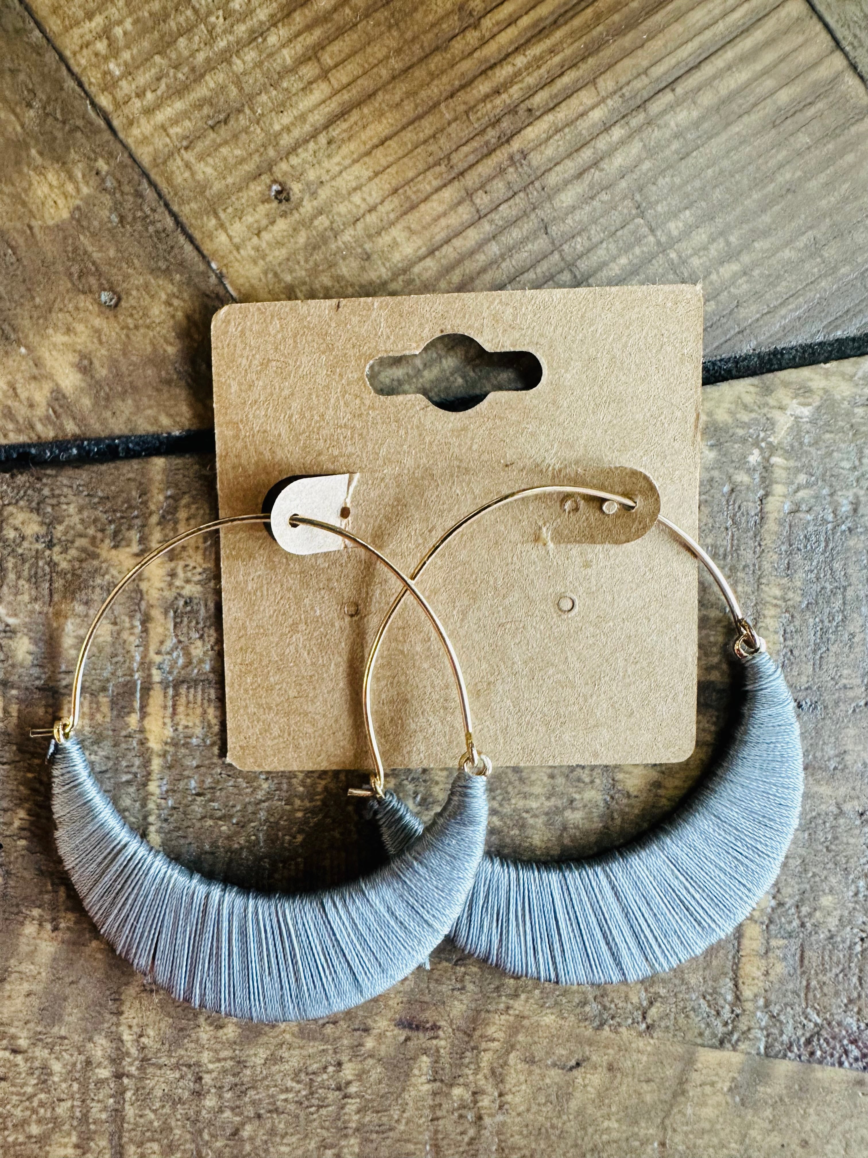Women’s Threaded Grey Hoops Earrings
