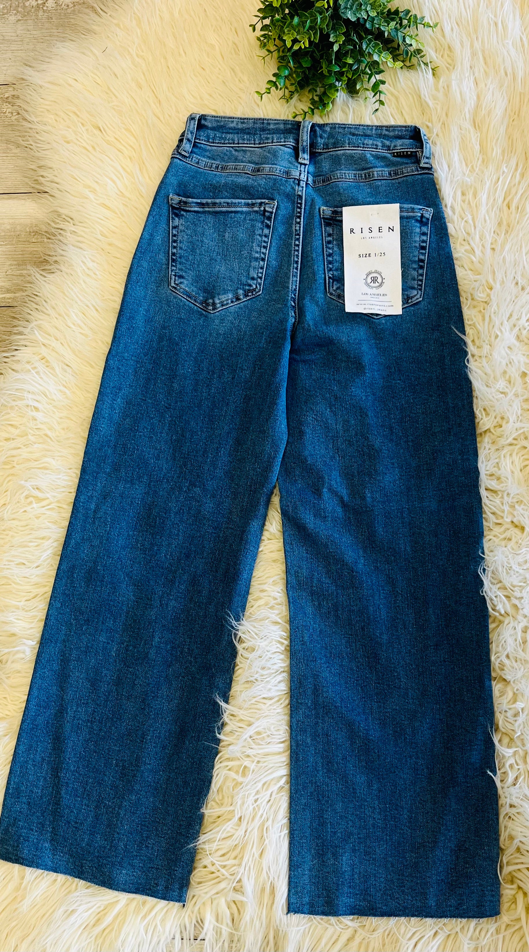 Women’s Risen High Rise Crop Wide Leg Jeans Style 5954