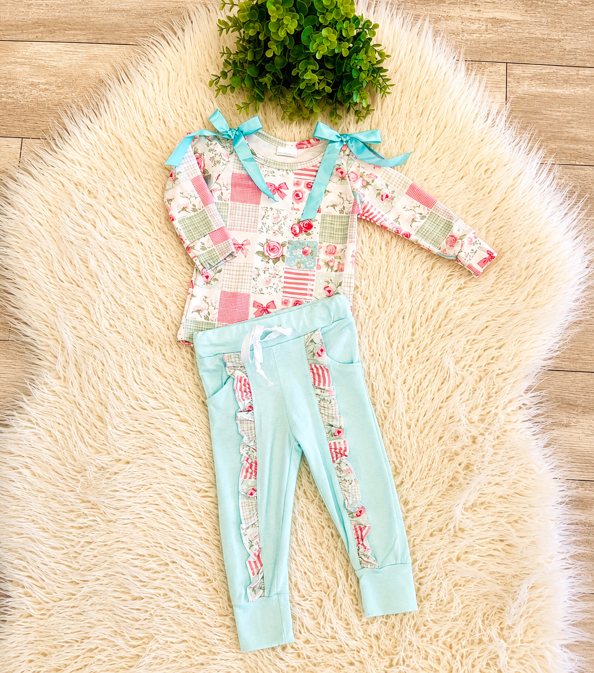 Girl’s Ribbon Bow Floral Outfit