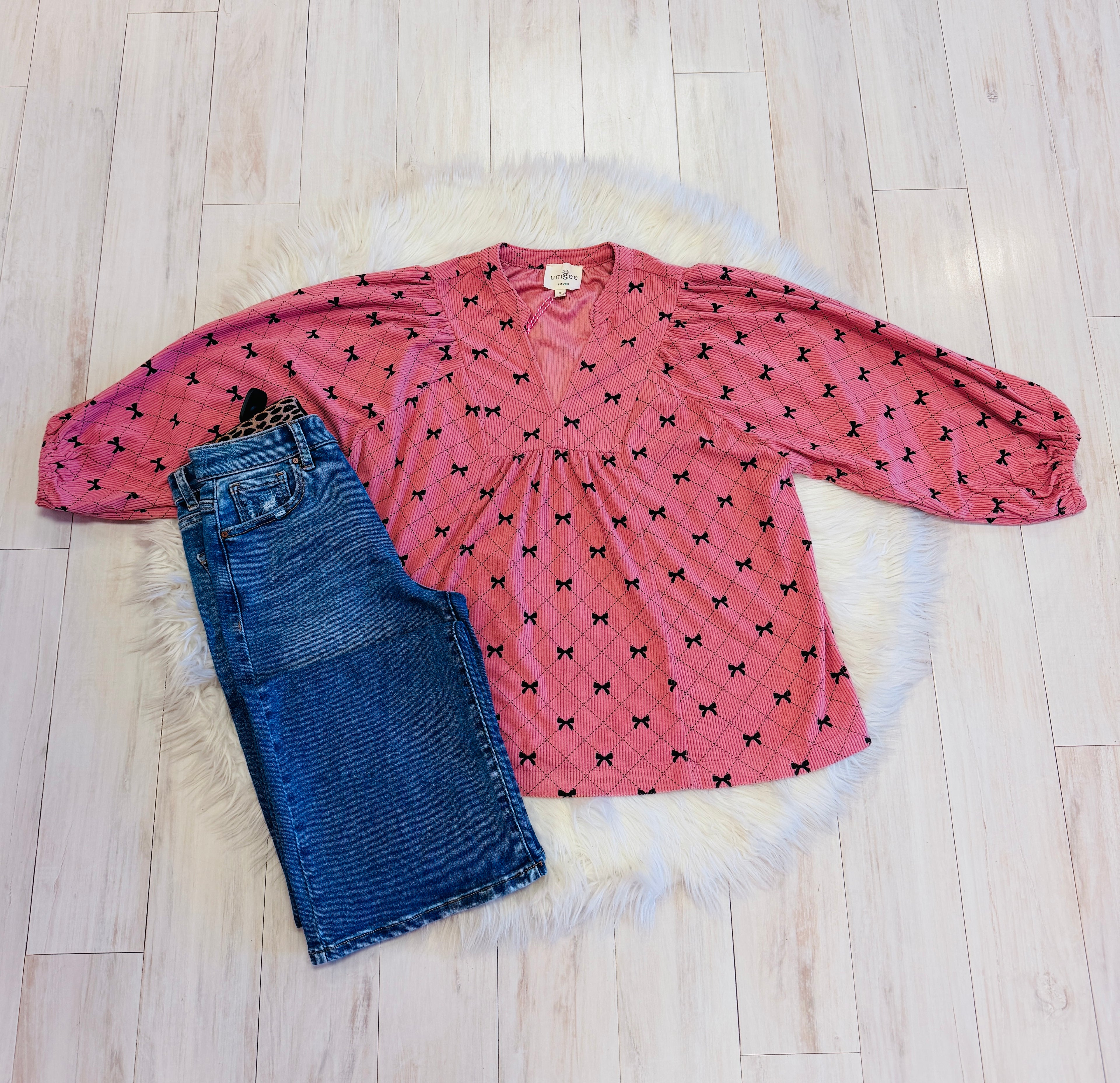 Women’s Umgee Corduroy Bow Print Top Loose Fit