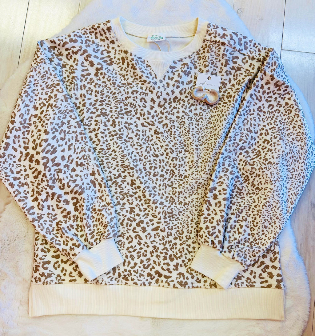 Women’s brown cheetah print top-true to size