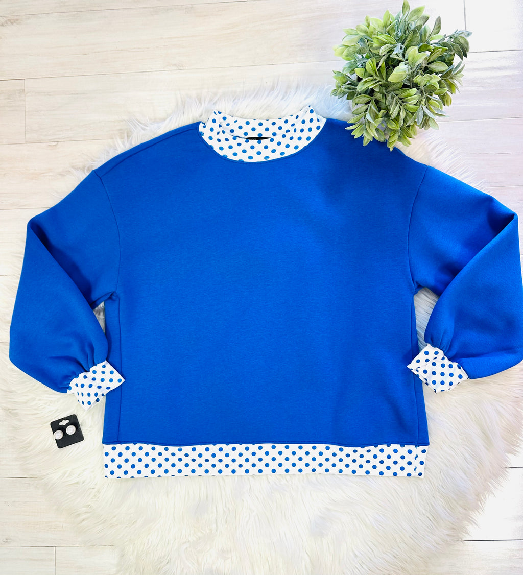 Women’s Evermmee Blue and White Polka Dot Short Set