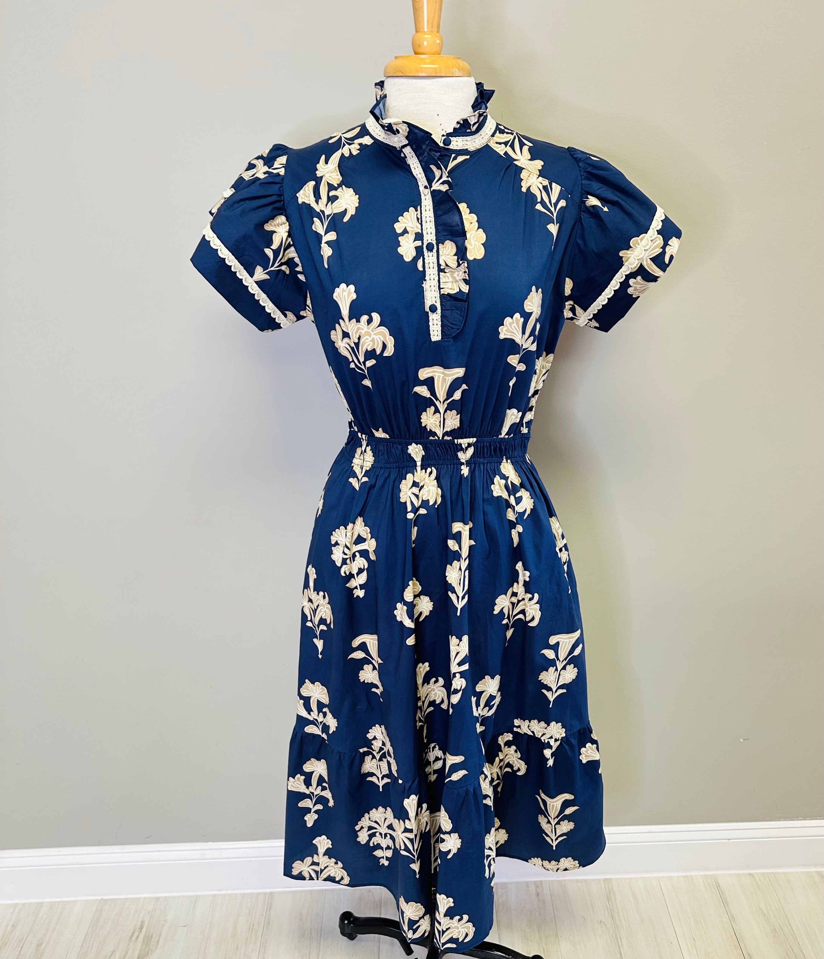 Women’s Umgee Navy and Cream Printed Dress