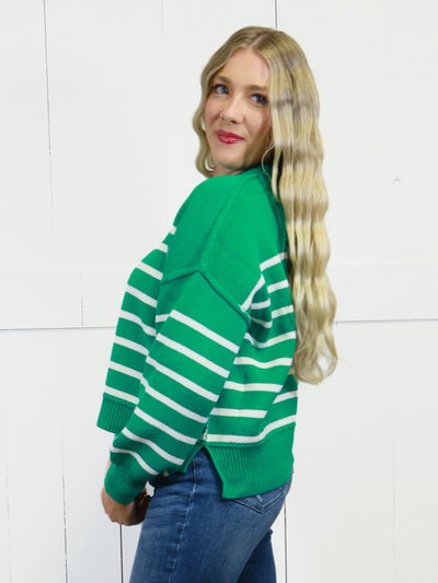 Women’s Stripe Exposed Seam Oversized Sweater Kelly Green Top Pullover