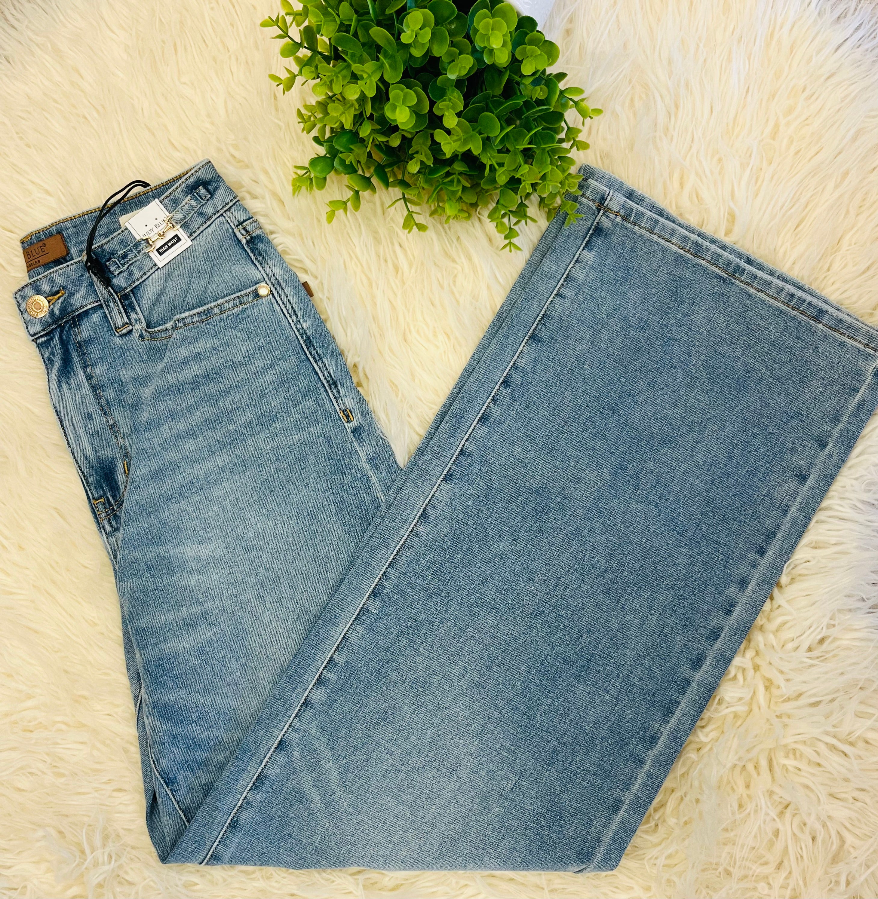 Women’s Judy Blue Angelina Column W/ Harness Trim Jeans 1174