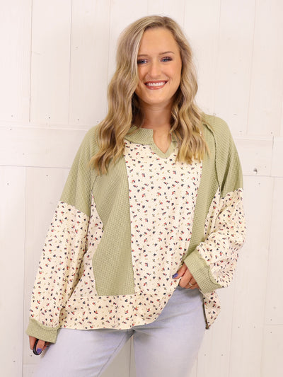 POL Olive Floral Oversized Top - Pullover Sweater
