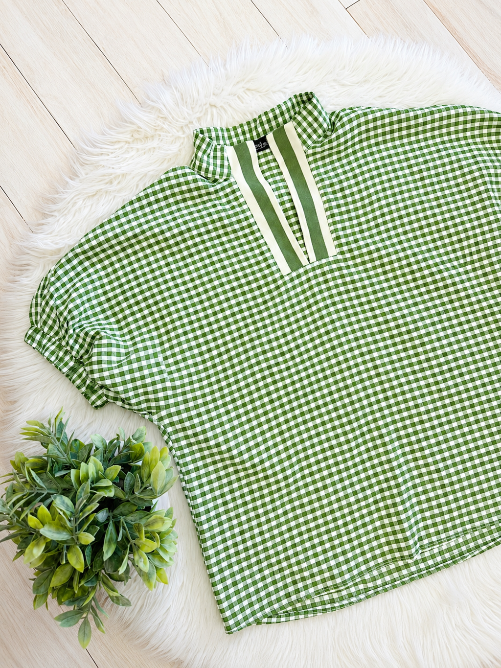 Women’s Evermmee Cream and Green Gingham Top