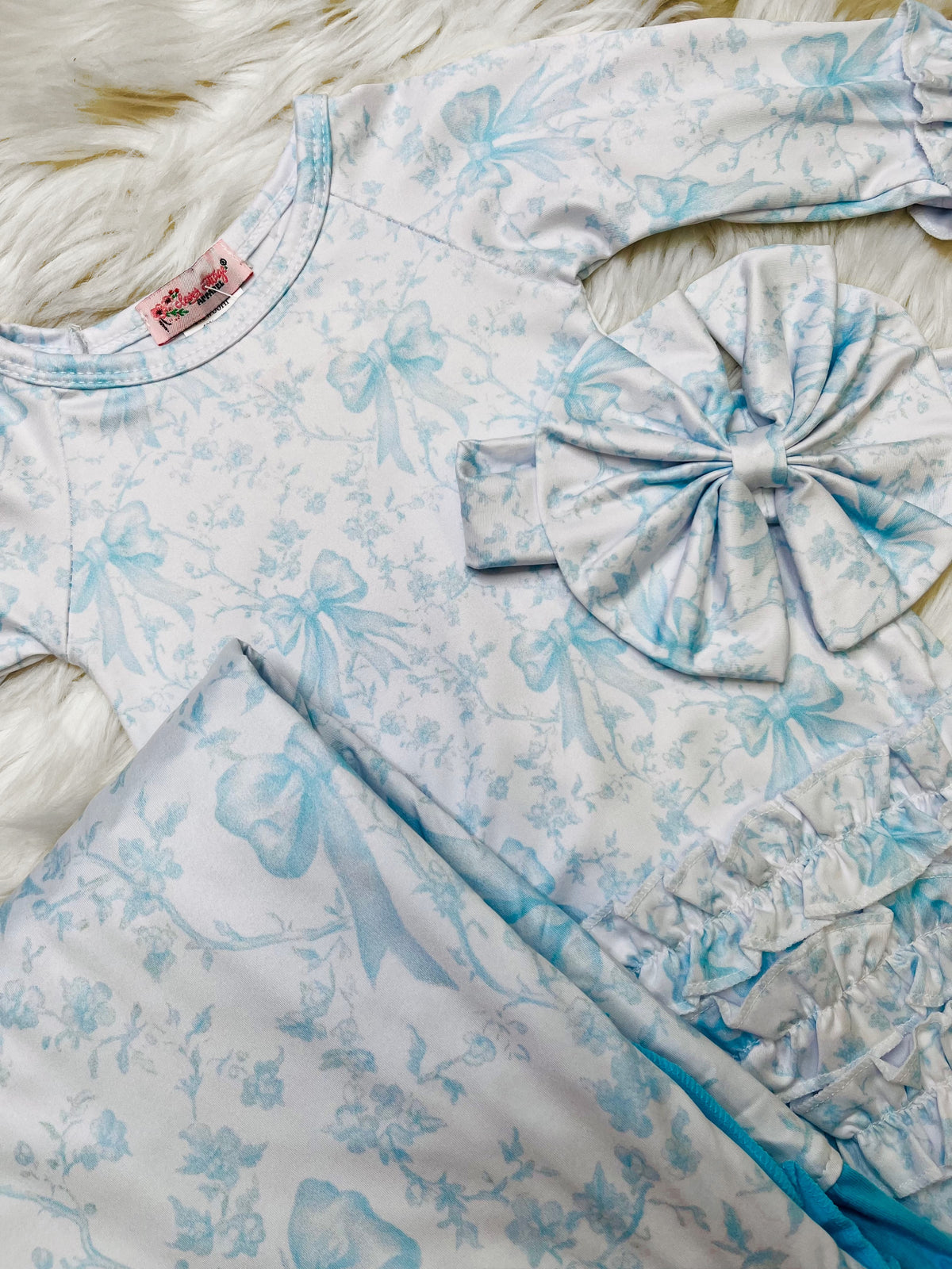 Girl’s Clover Cottage Blue Bow Newborn 3 Piece Set