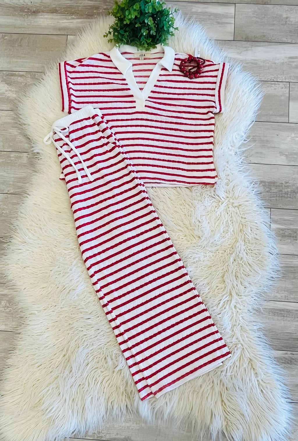 Women’s Textured Stripe Set
