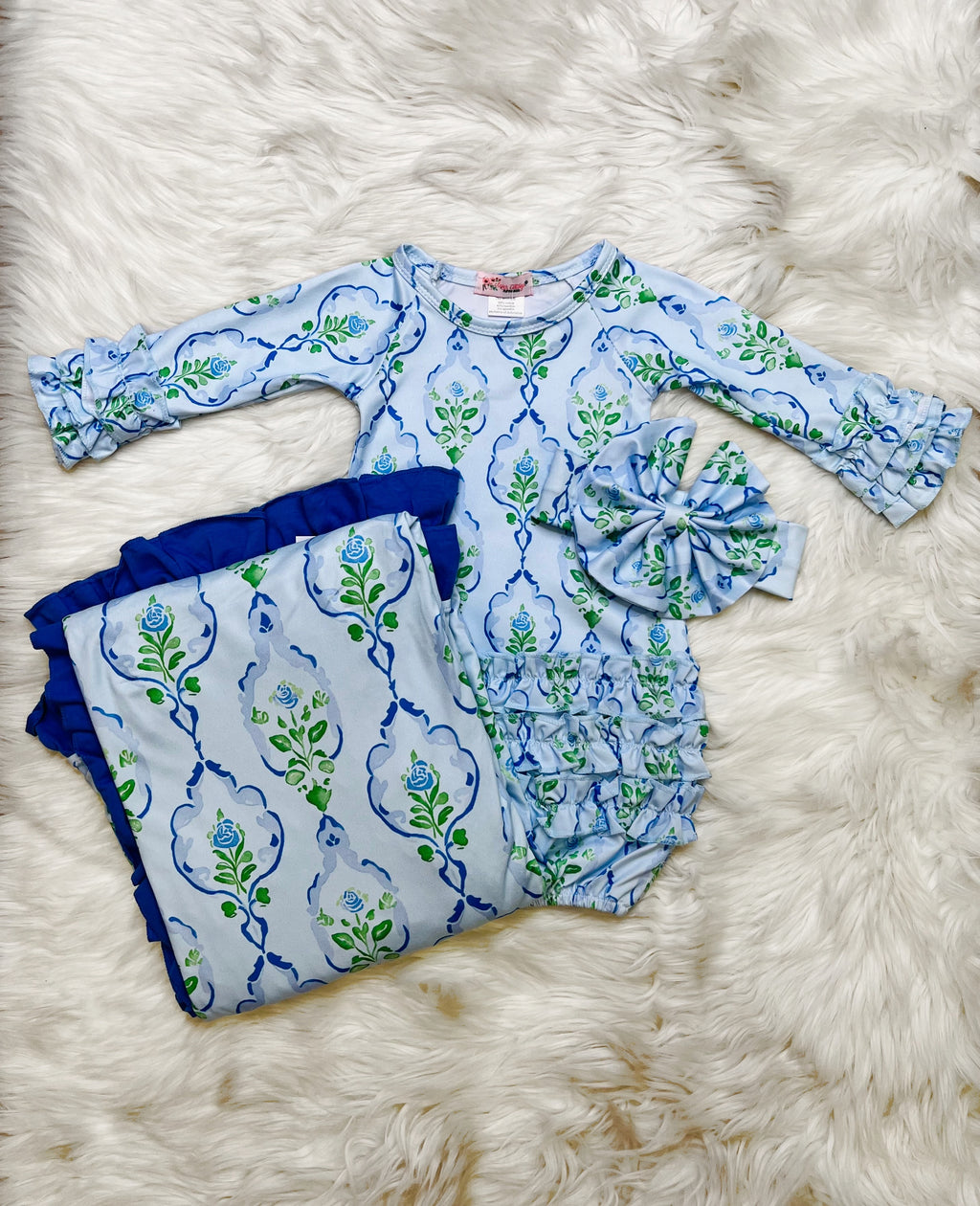 Girl’s Clover Cottage Newborn Blue Frame 3 Piece Set