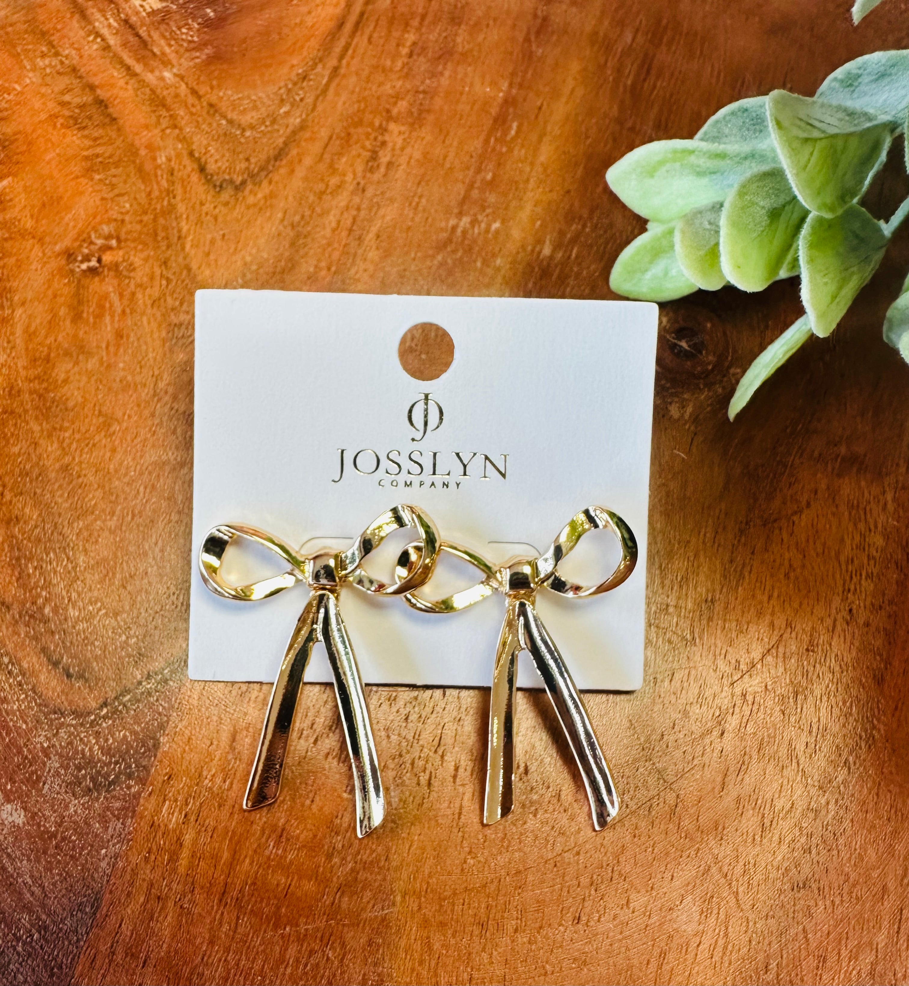 Women’s Gold Bow Earrings