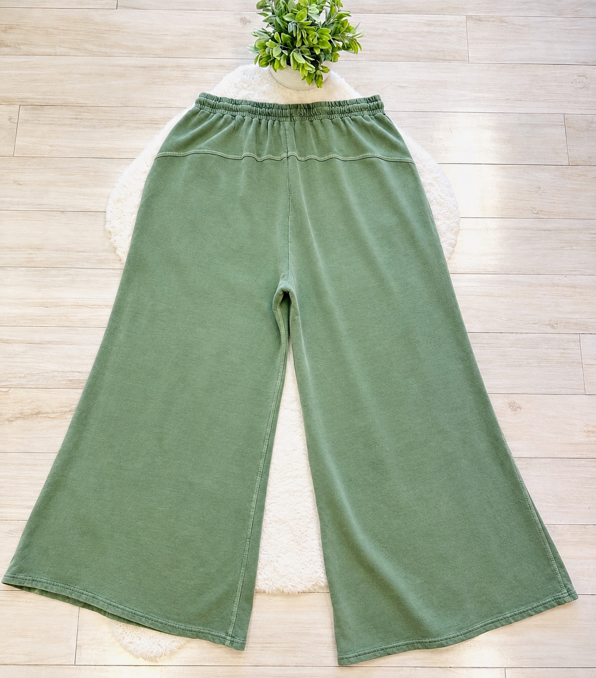 Women’s Curvy Petite Zenana Enzyme Wash Olive Wide- Leg Pants