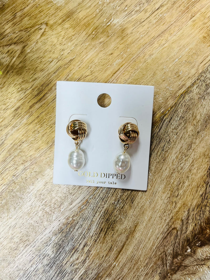 Dainty gold and pearl earrings