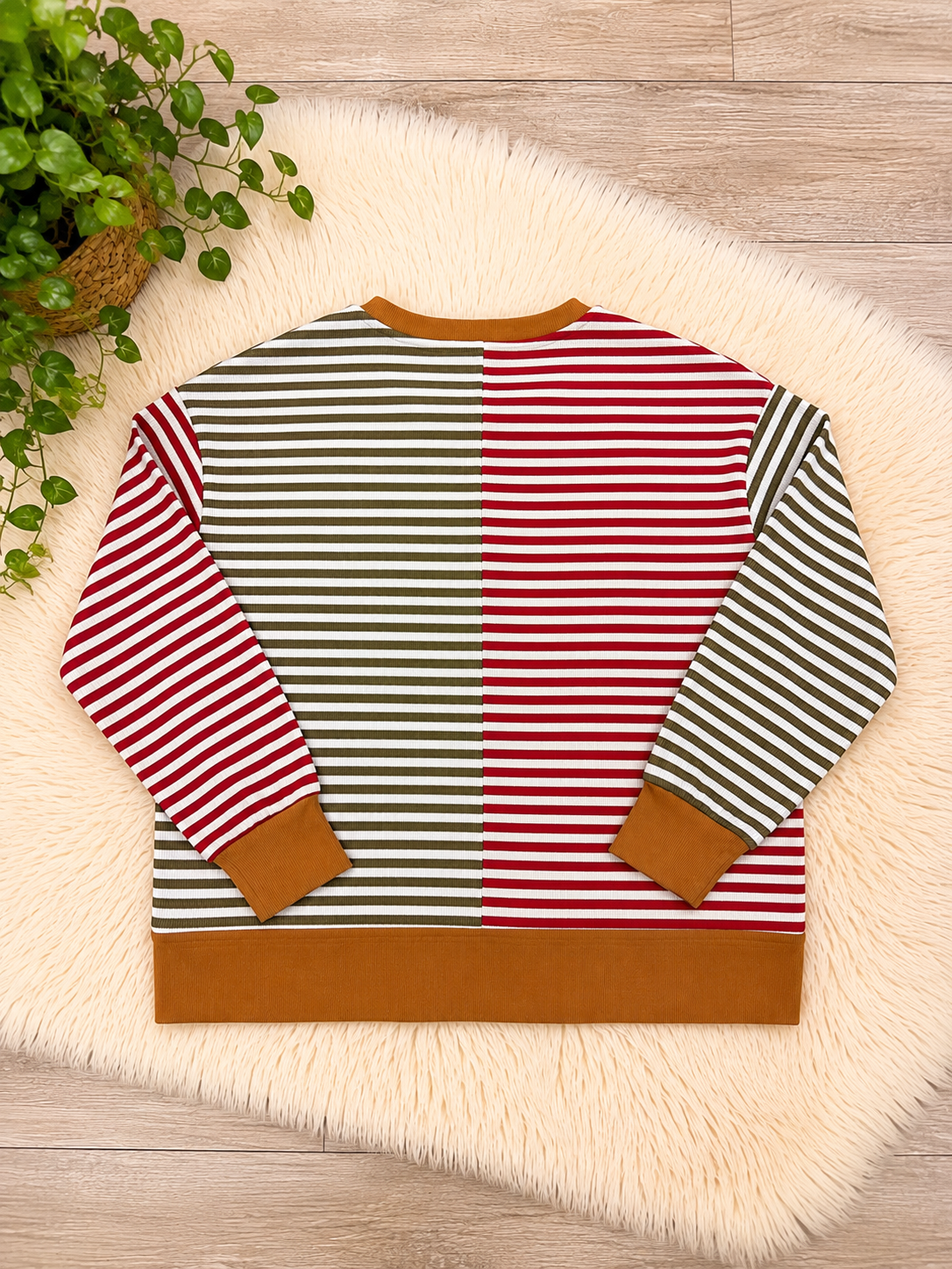 Evermmee Fall Striped Top women’s