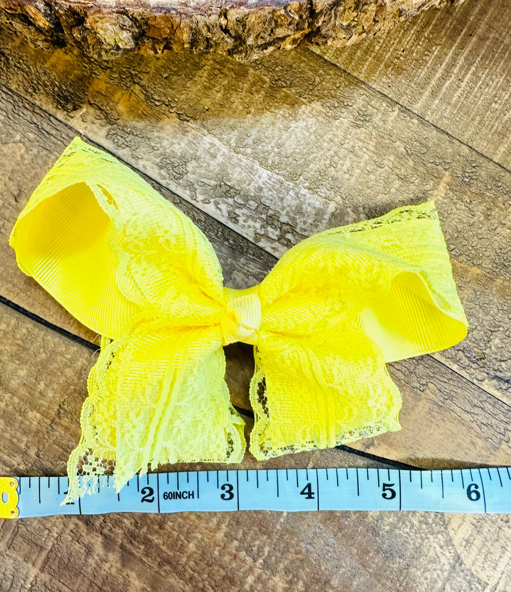 Hair Bow 6” Alligator Clip - Laced Butter Yellow