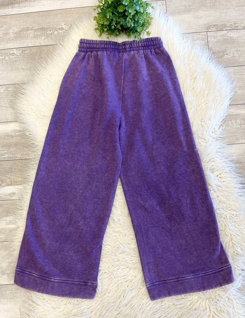 Women’s Zenana Cropped Wide Leg Comfy Violet Acid Wash Pants - True to Size