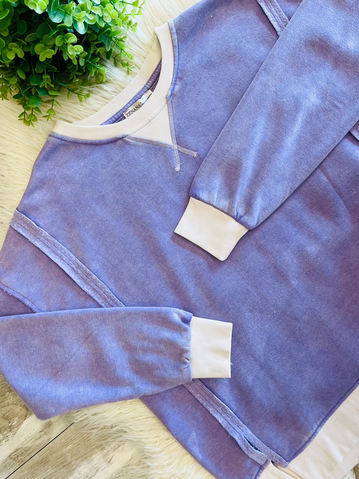 Women’s Zenana Washed Exposed Seam Sweatshirt In Lavender
