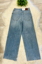 Women’s Judy Blue Angelina Column W/ Harness Trim Jeans 1174