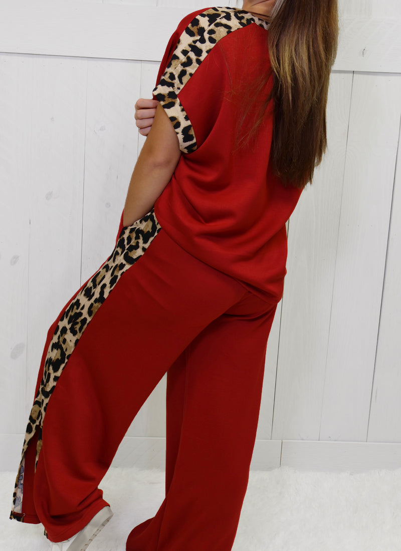 Entro Red Set With Cheetah Trim