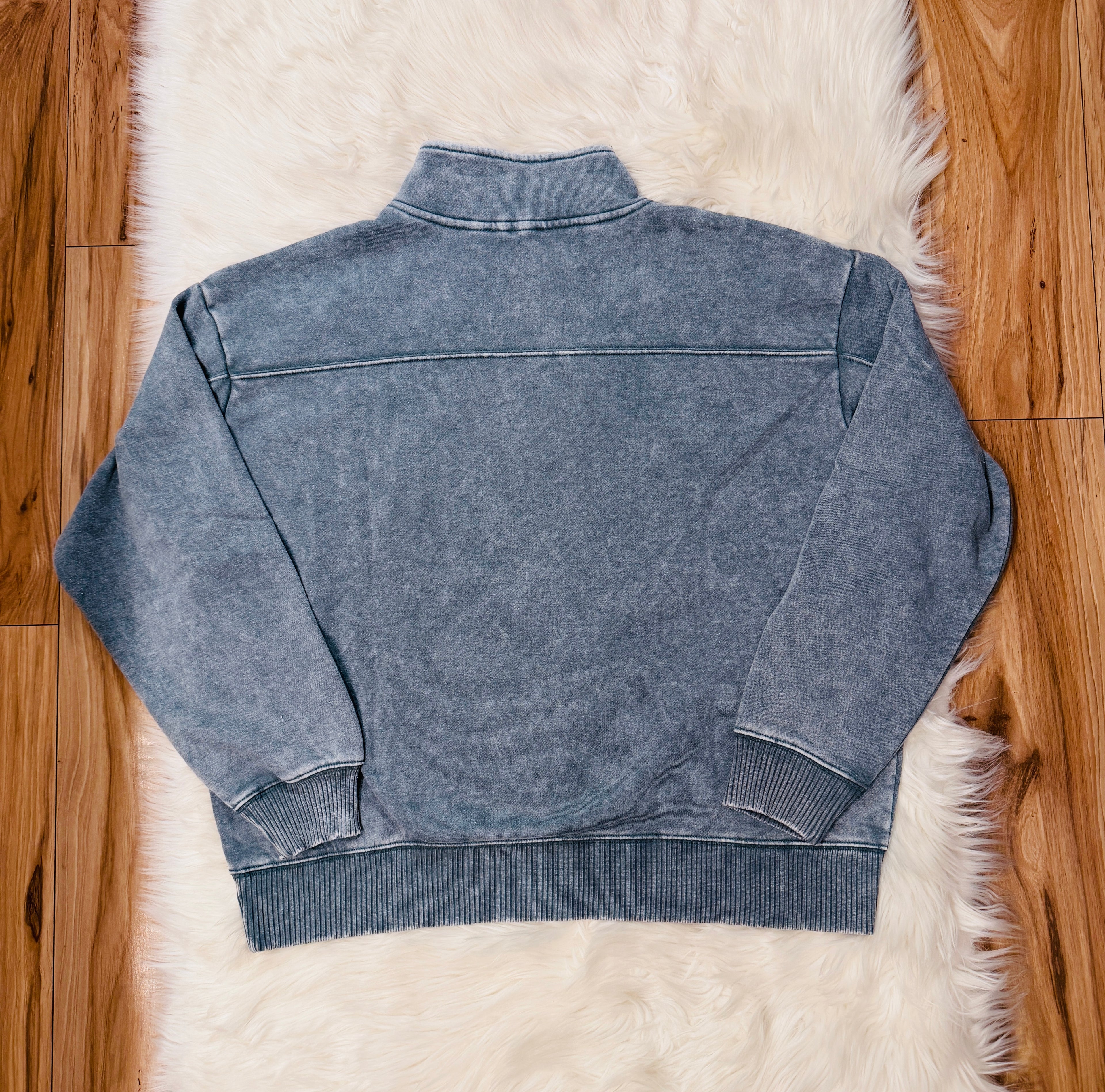 Women’s Zenana Blue/Gray Acid Wash Quarter Zip Pullover True to Size