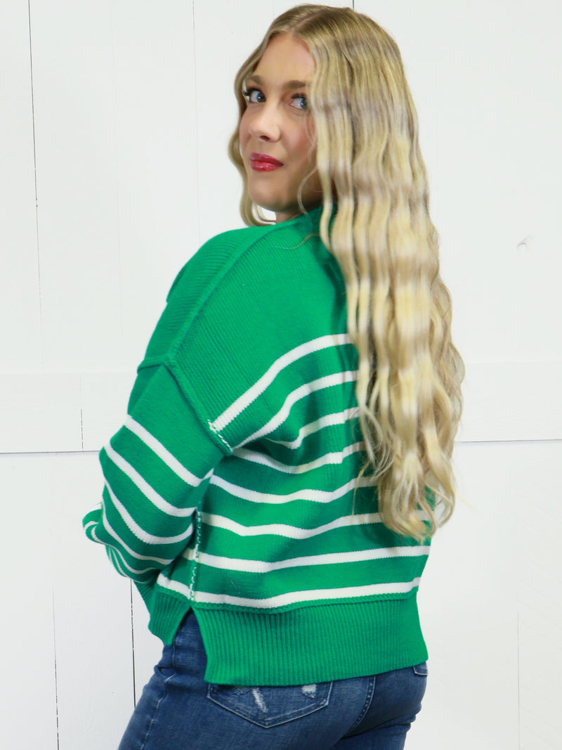 Women’s Stripe Exposed Seam Oversized Sweater Kelly Green Top Pullover