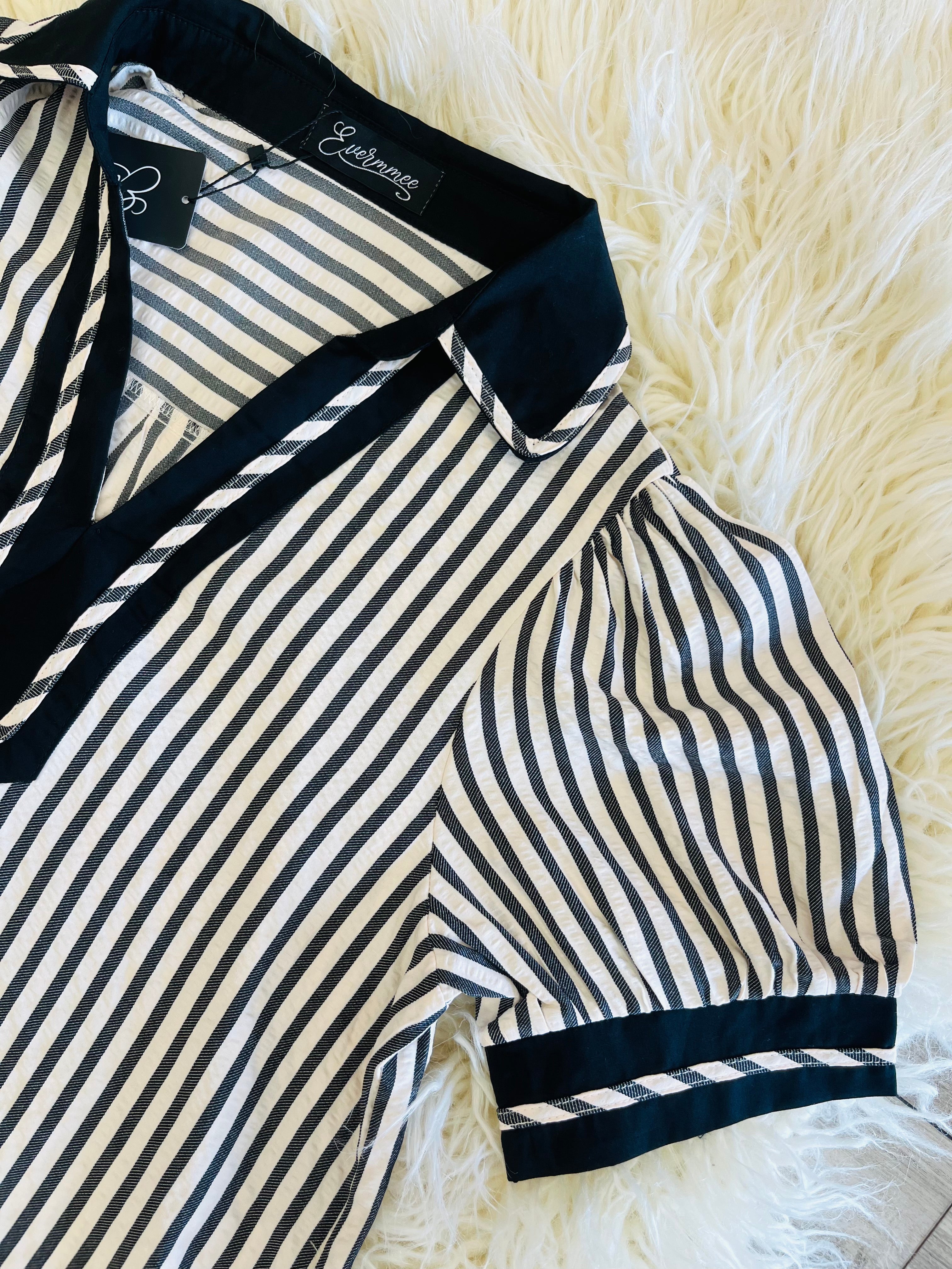 Women’s EvermmeeCollared Split Neck Black Striped Top
