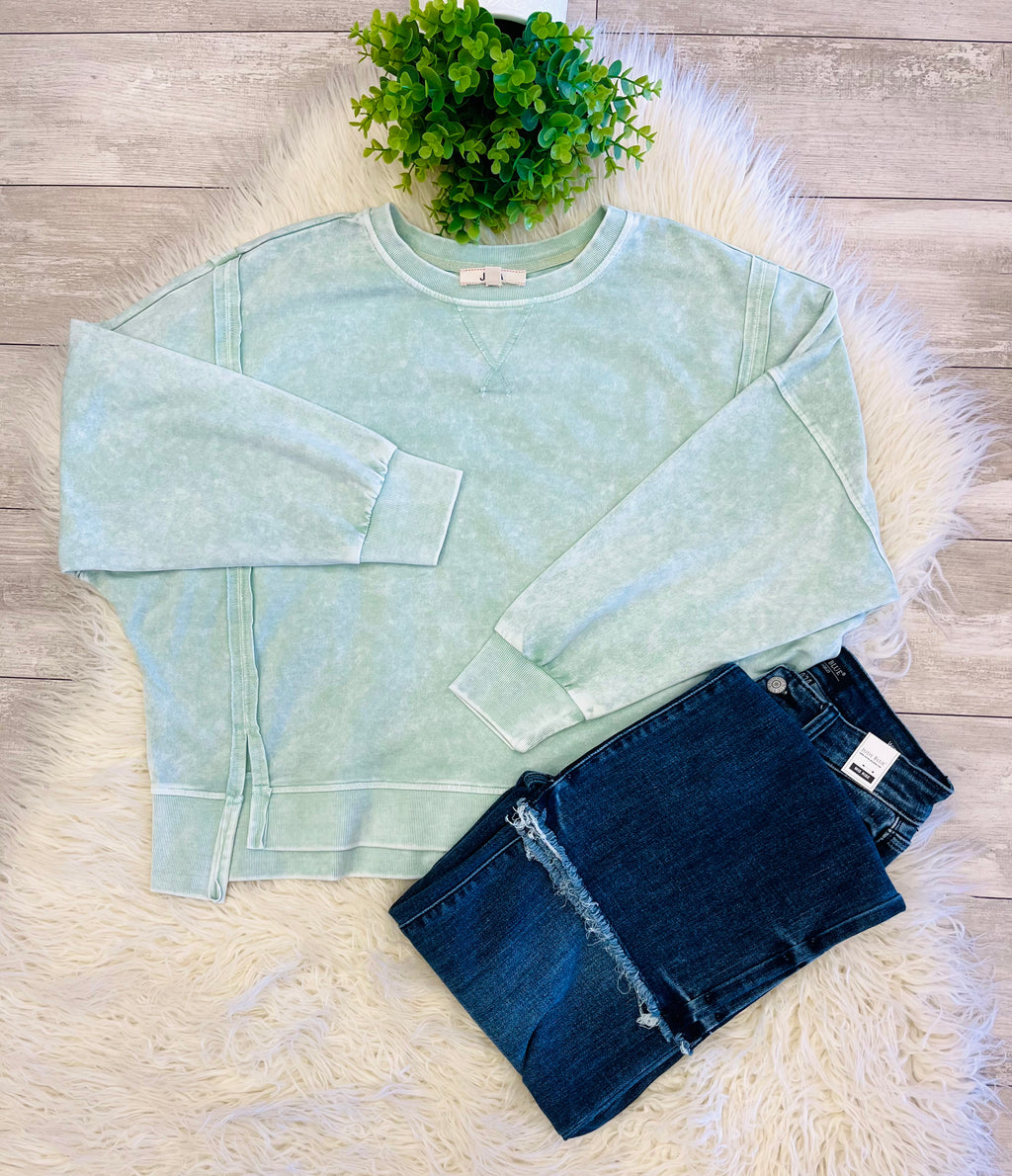 Women’s Acid Wash Long Sleeve Side Slit Knit Top In Dusty Mint