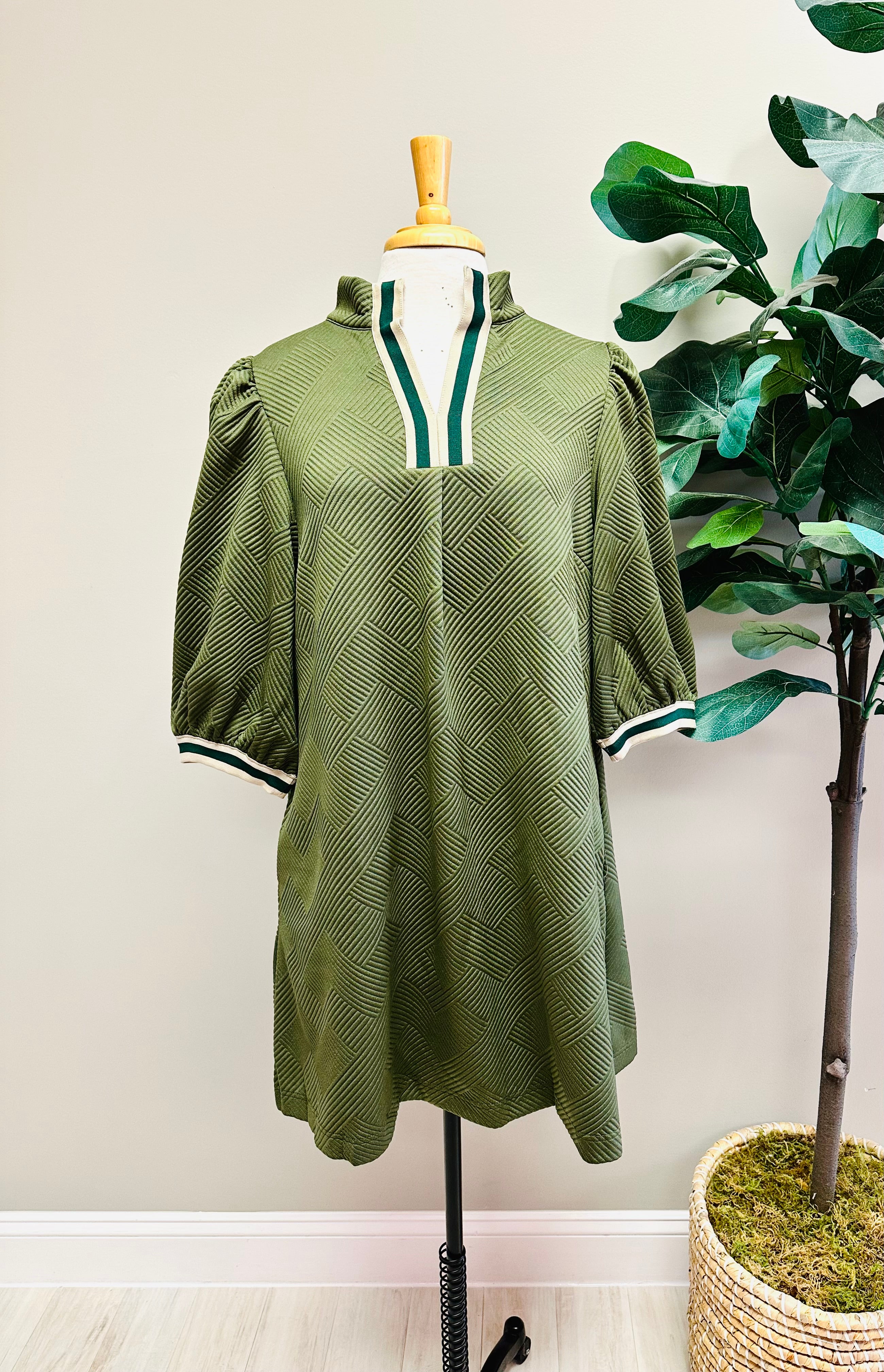 Women’s Umgee Olive Textured  Knit Puff Sleeve Dress