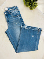Women’s Risen Mid Rise Jeans Style 1916