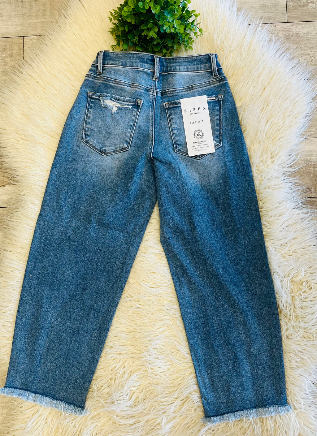 Women’s Risen High Rise Crop Barrel Distressed Jeans Style 1881