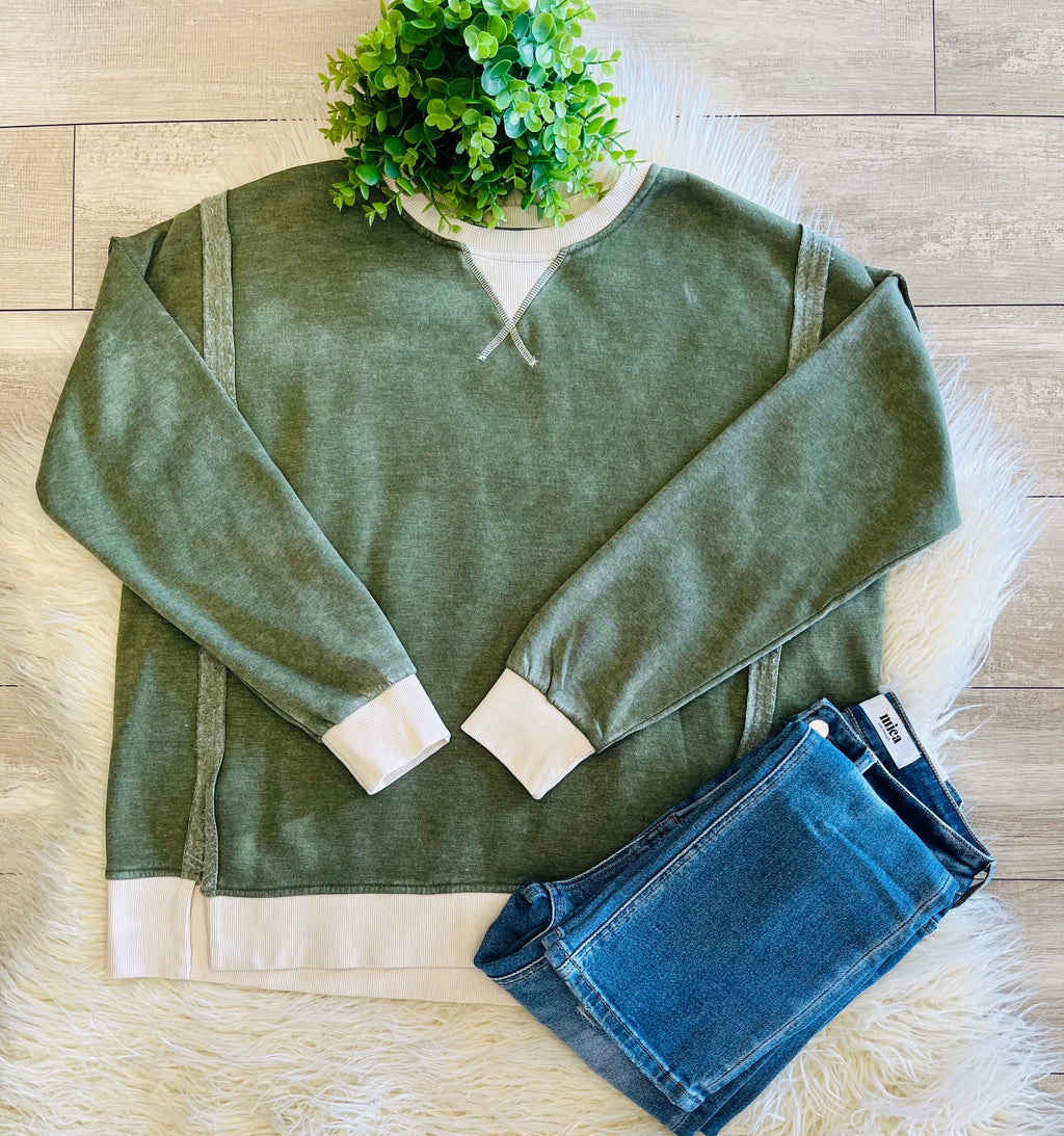 Women’s Zenana Washed Exposed Seam Sweatshirt In Olive Green