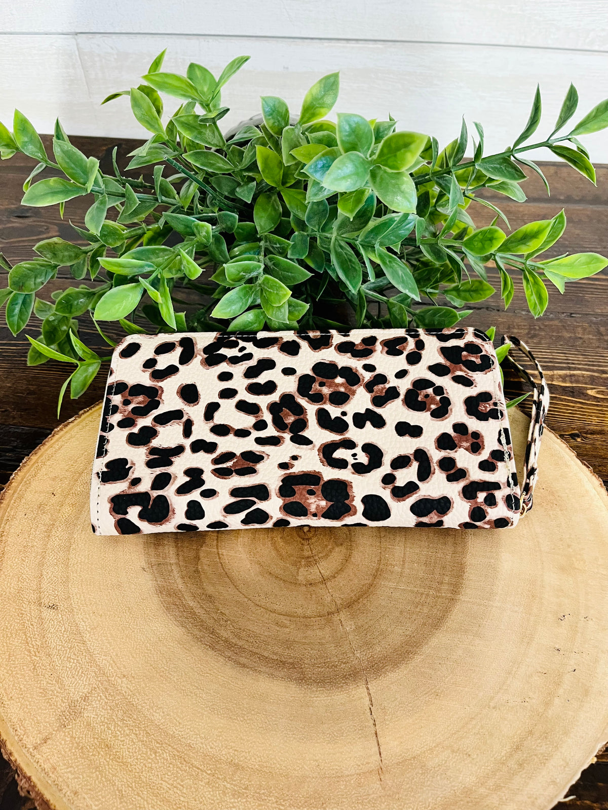 Apricot Cheetah Print Wristlet Wallet Womens