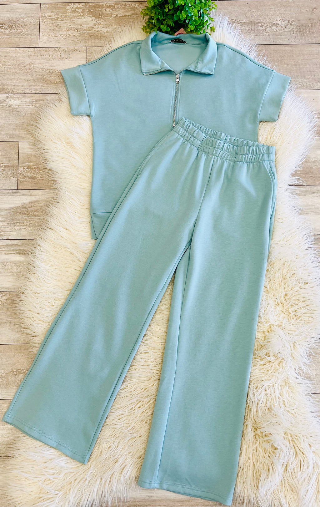 Women’s Dusty Green Scuba Set