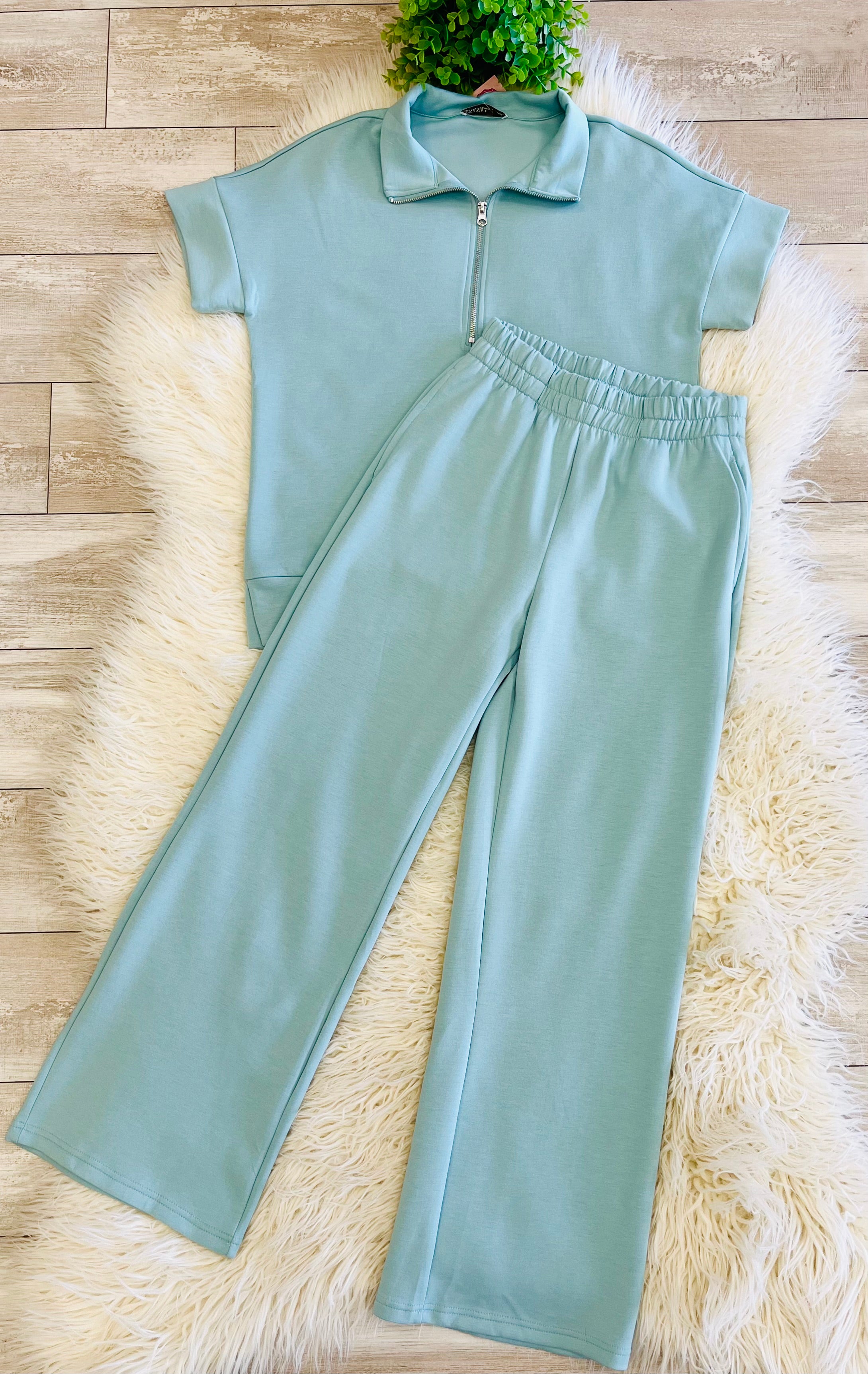 Women’s Dusty Green Scuba Set