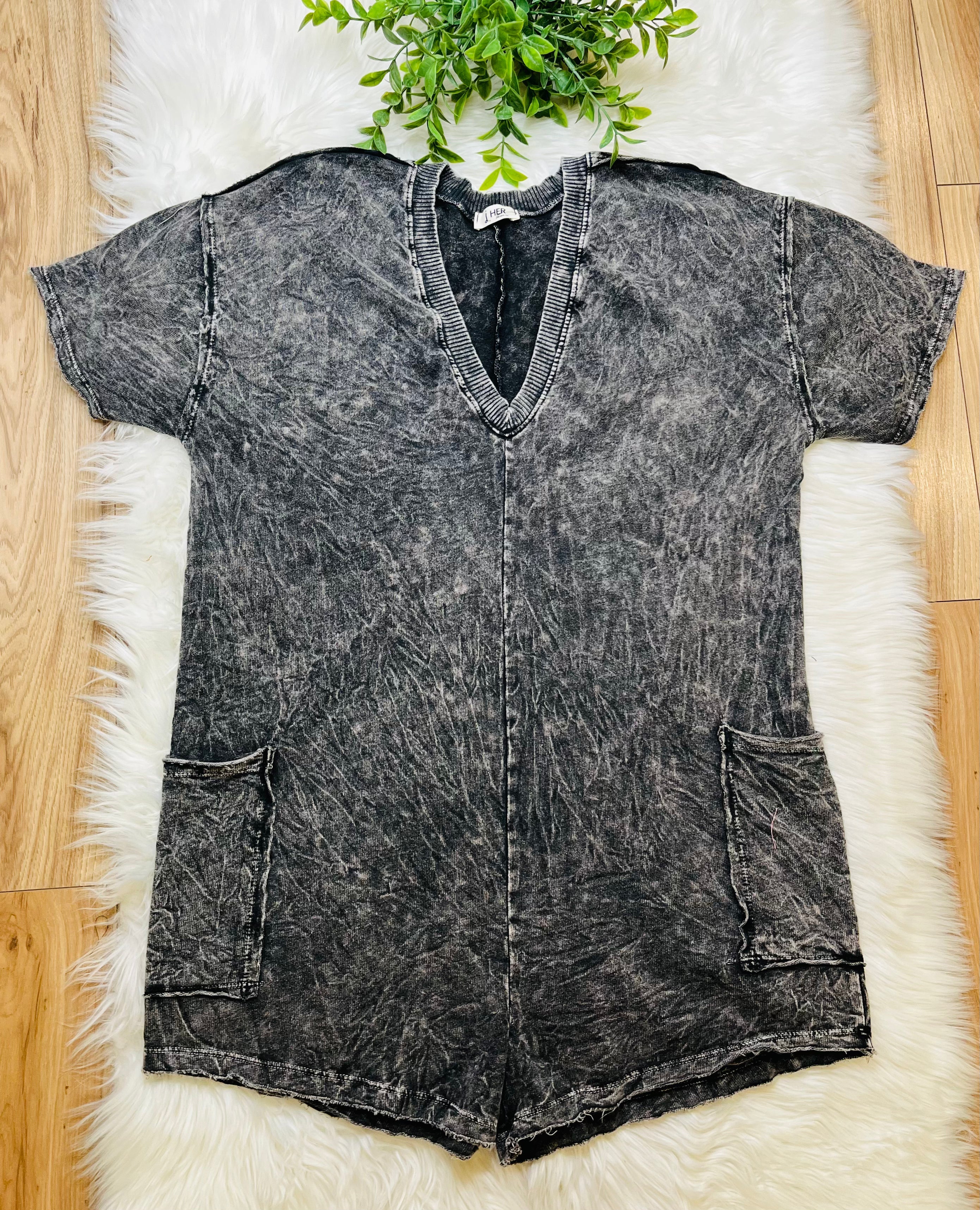Acid Wash Pocket Romper Ash Black Women's