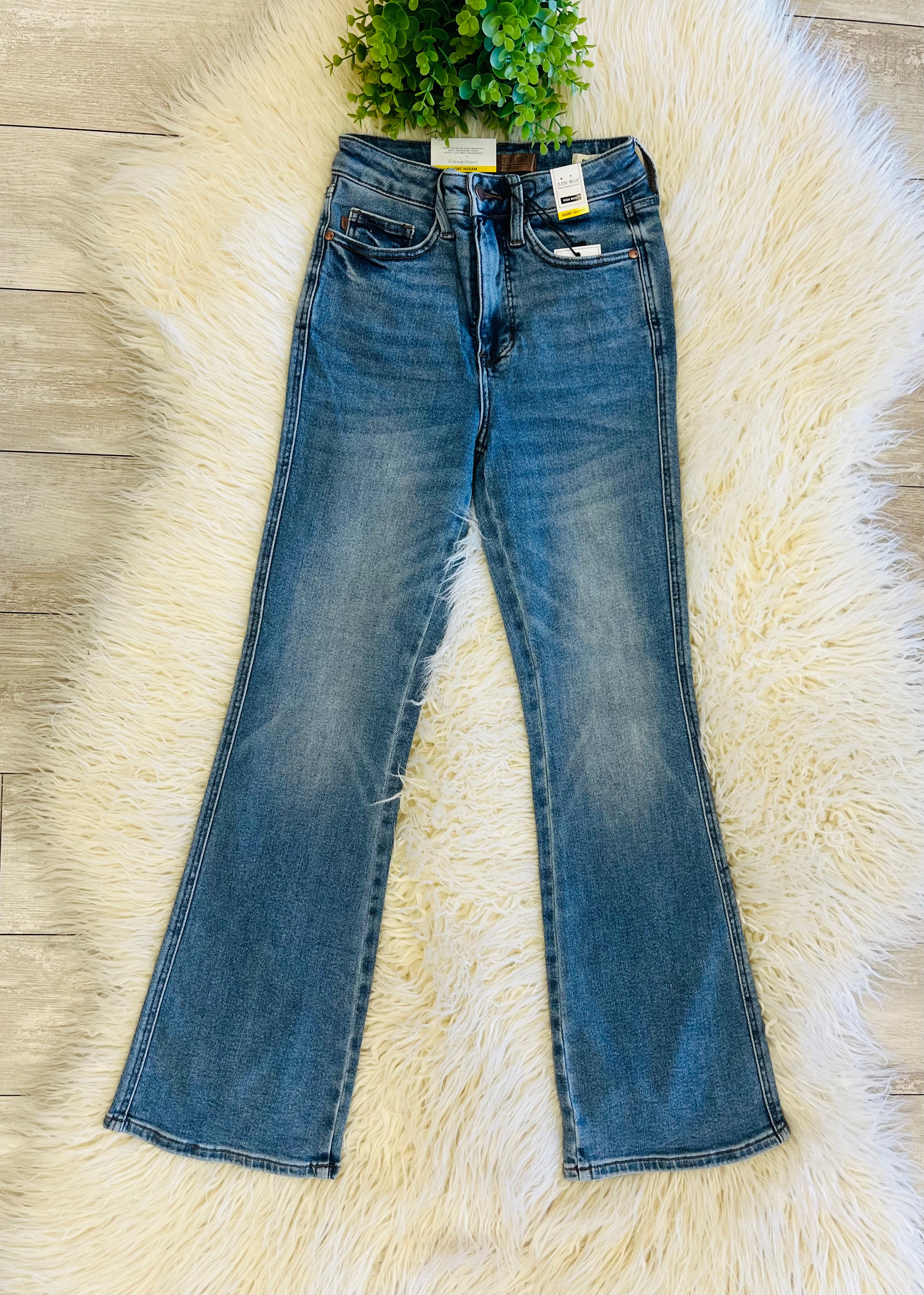Women’s Petite Judy Blue Medium Wash High Waist Daisy Bootcut Short Jeans 1162