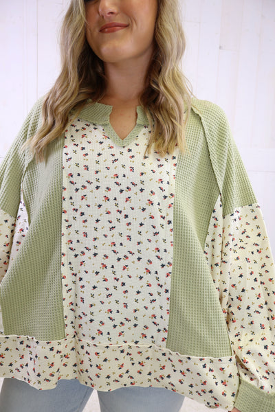 POL Olive Floral Oversized Top - Pullover Sweater