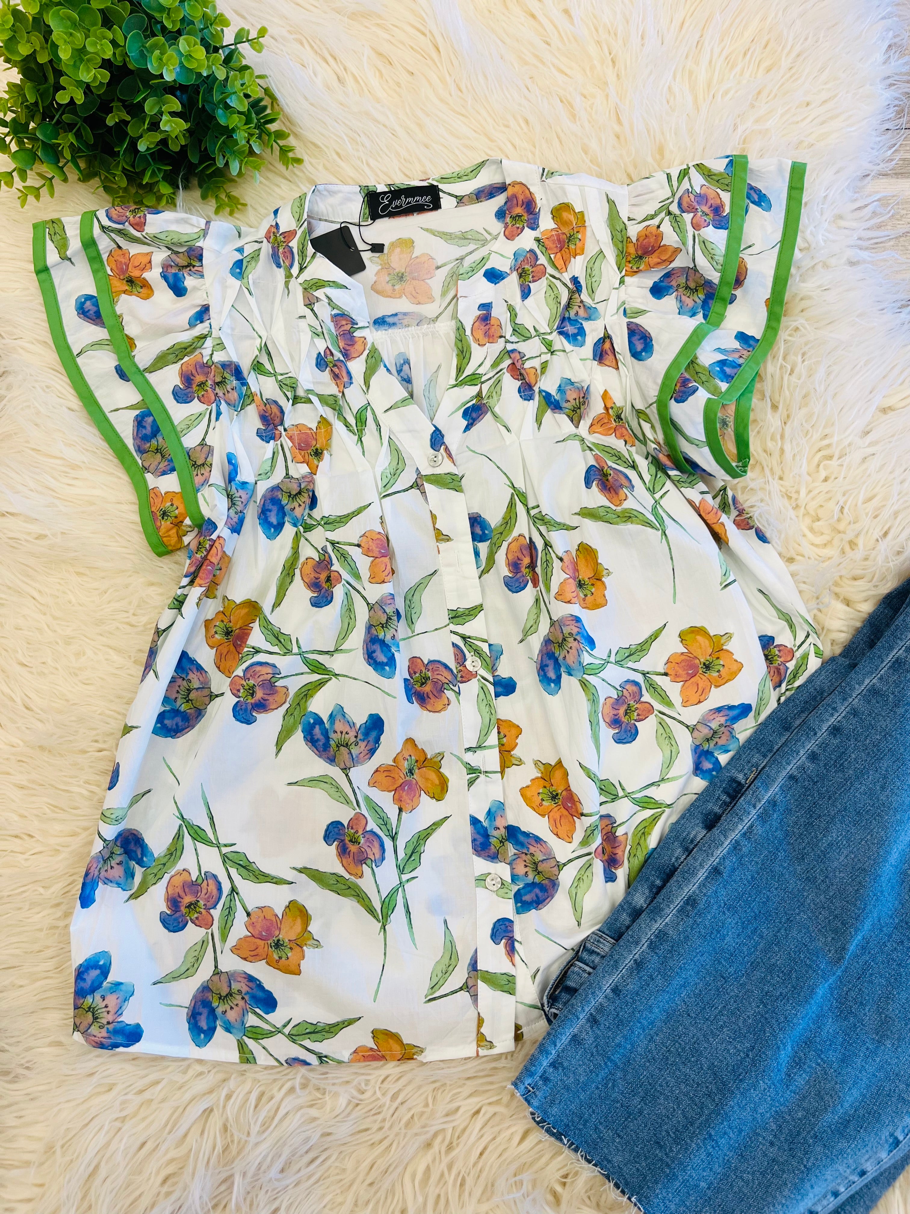 Women’s EverMMee Floral Ruffle Sleeve Button Down Top