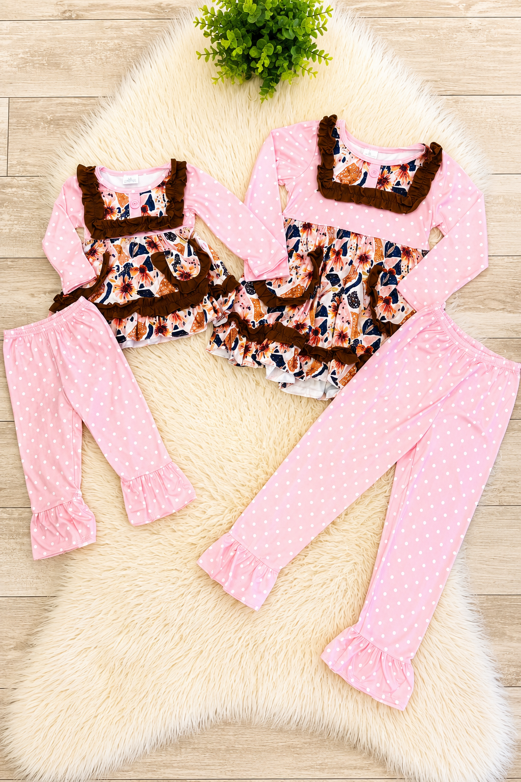 Girl’s Fall Floral Pink Polka Dot Pants Outfit