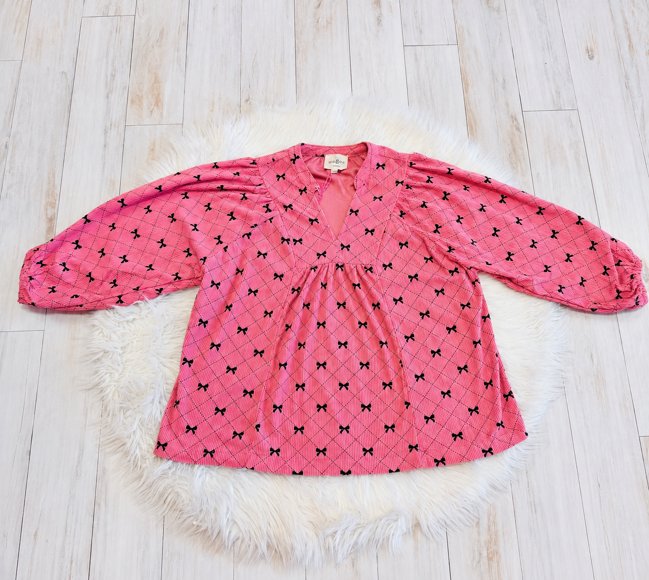 Women’s Umgee Corduroy Bow Print Top Loose Fit