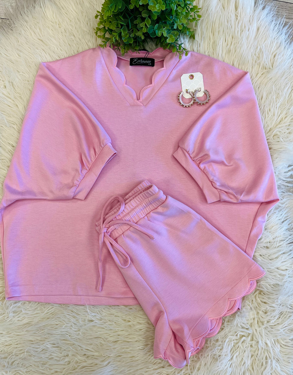 Women’s Evermmee Scallop Detail Baby Pink Short Set
