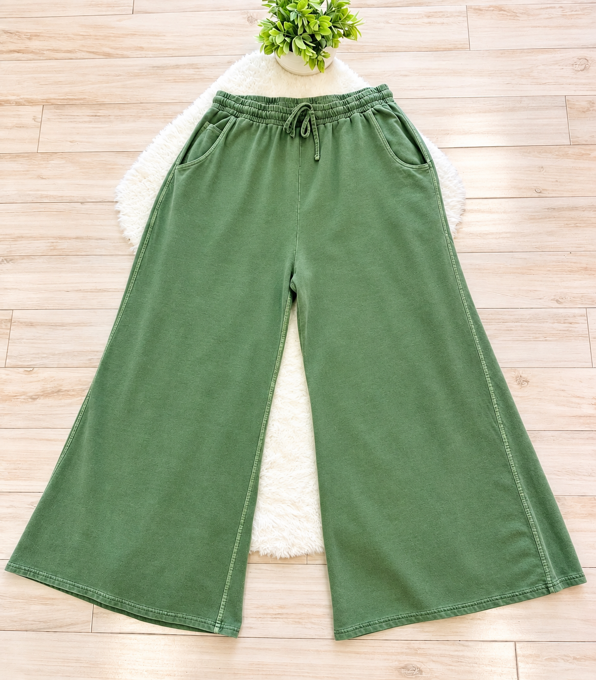 Women’s Curvy Petite Zenana Enzyme Wash Olive Wide- Leg Pants