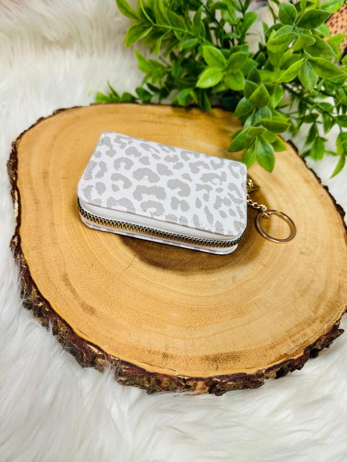 Grey Leopard Print Credit Card Wallet with Keychain