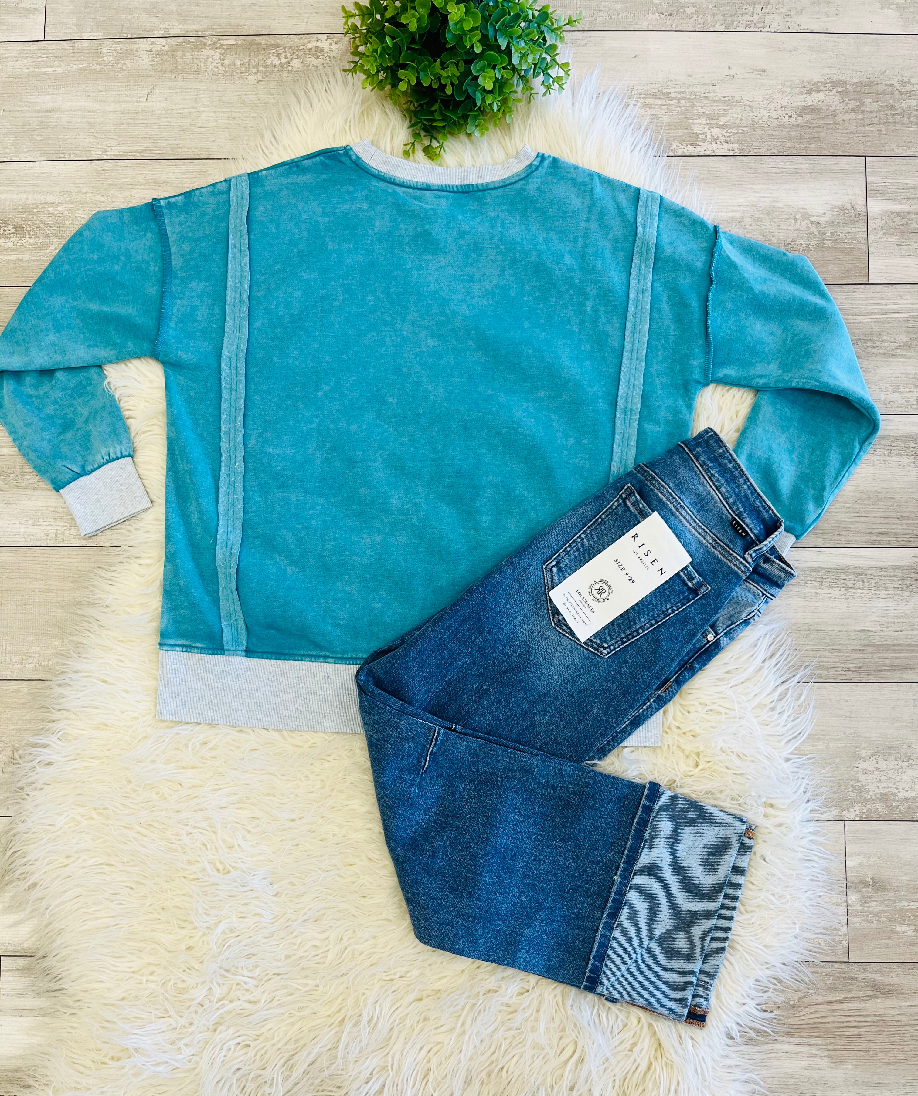 Women’s Zenana Washed Exposed Seam Sweatshirt In Teal