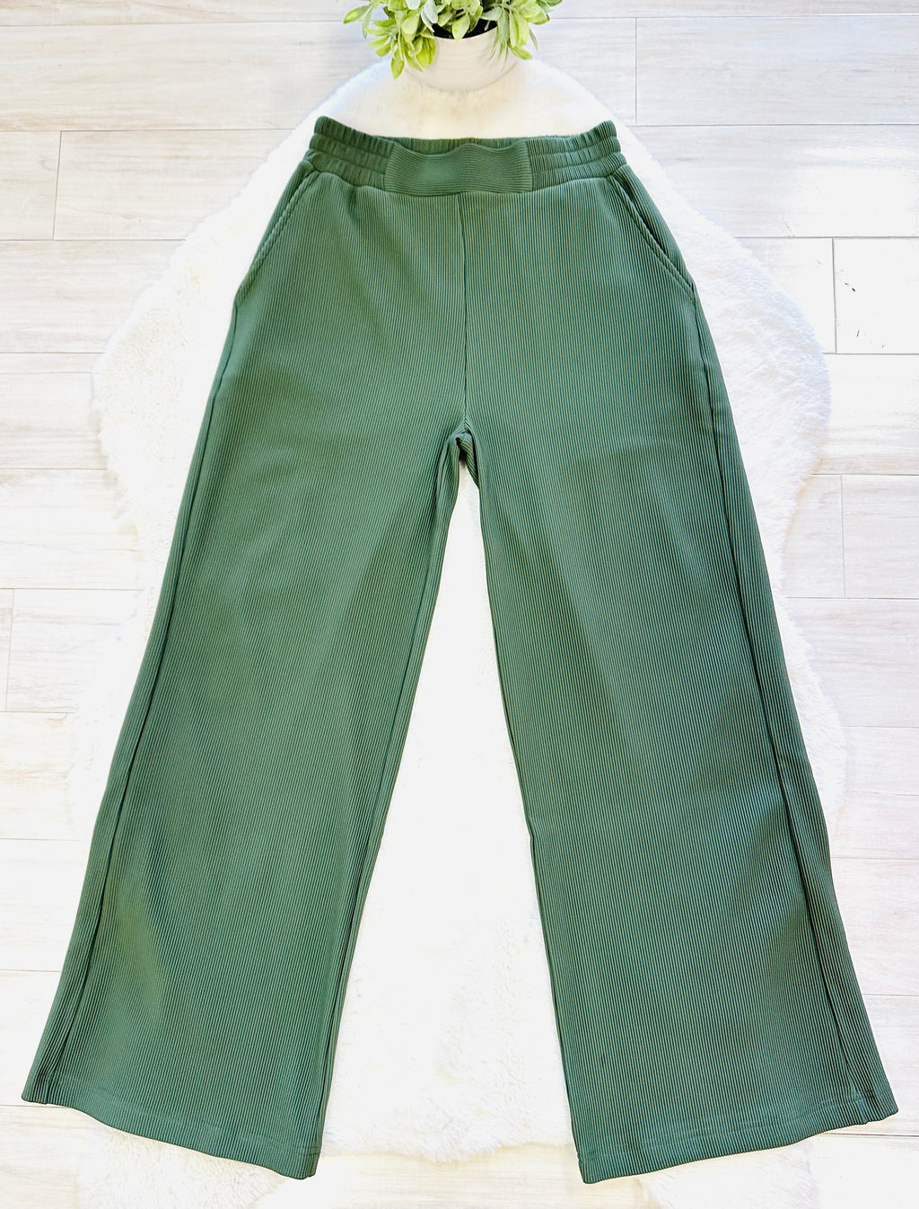 Women’s Zenana Green Ribbed Pant Set