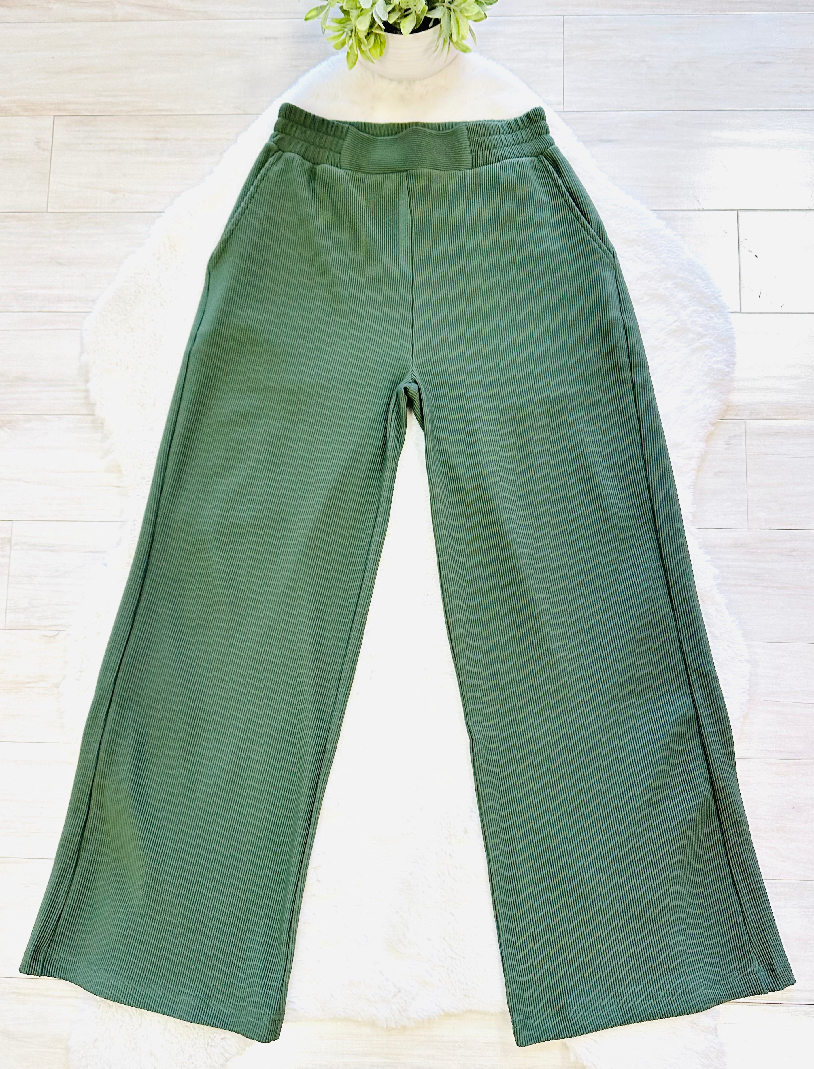 Women’s Zenana Green Ribbed Pant Set