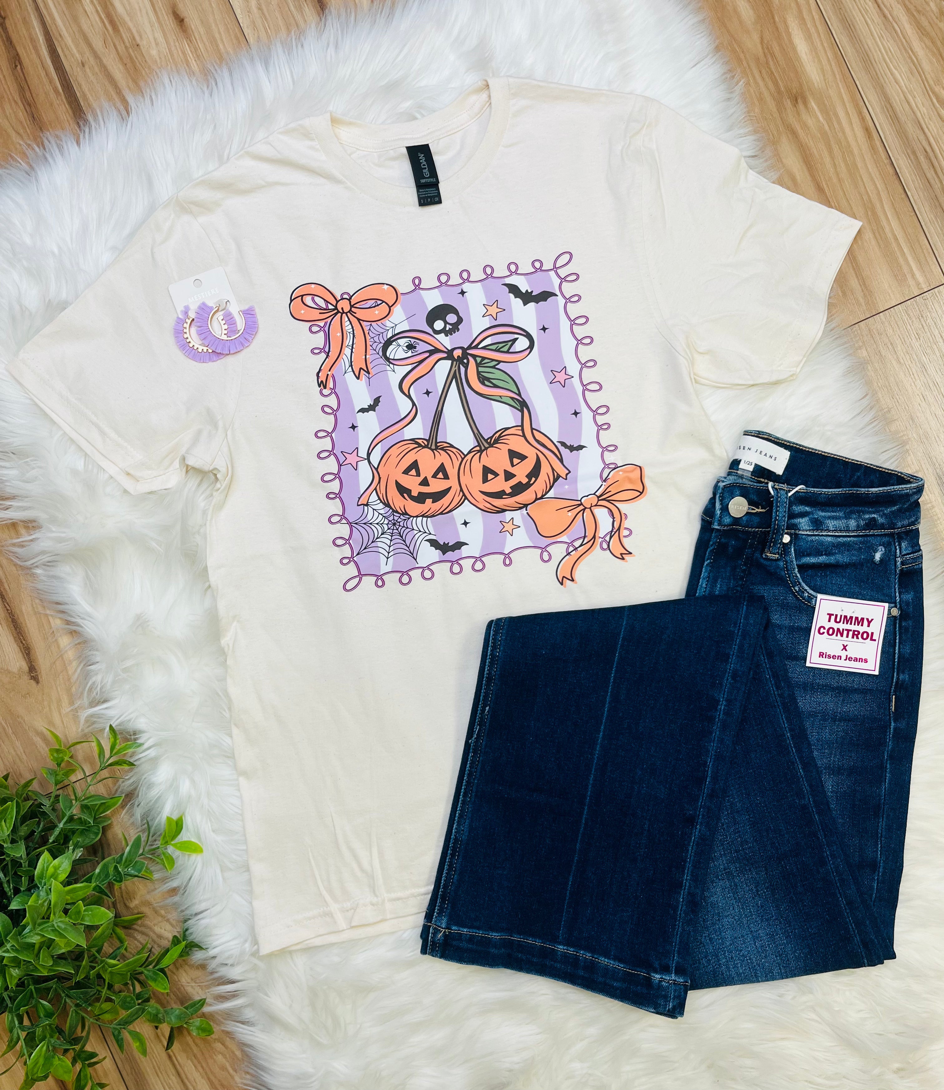 Cream Jack-O-Lantern Graphic Tee Women's